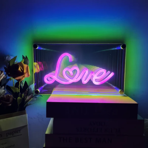 Miroir Infini LED Love