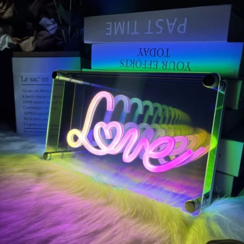 Miroir Infini LED Love
