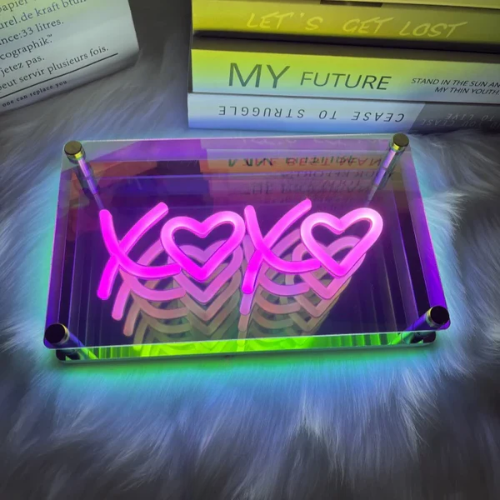 Miroir Infini XOXO Lampe Neon